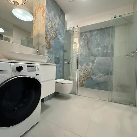 Luxuriously Decorated In A Calm District Of
